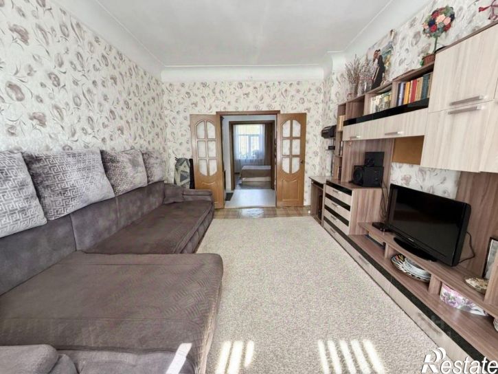 3-комн квартира Физкультурная улица, 106,  д. 106