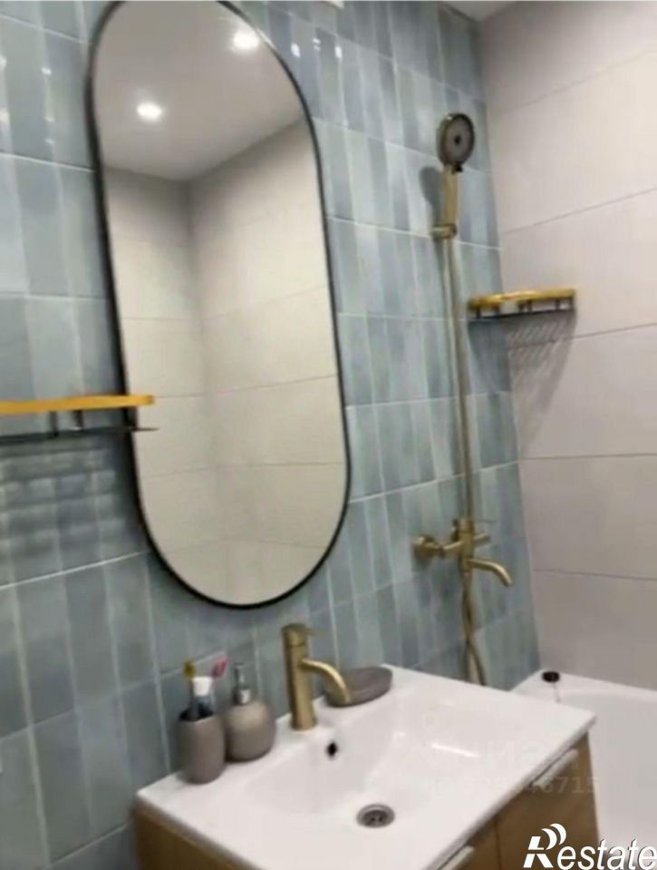 2-комн квартира улица Николая Панова, 32,  д. 32