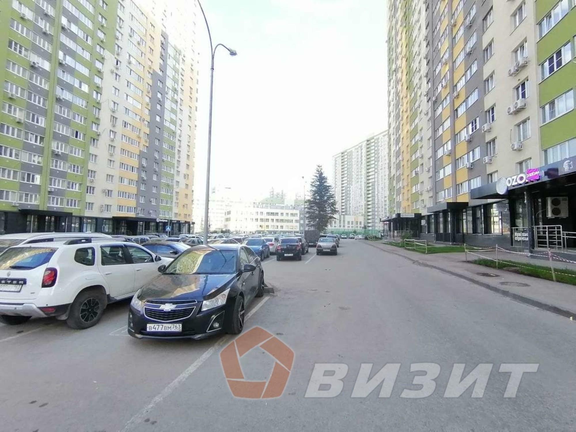 Купить торговое помещение за 18 000 000 рублей на Революционная улица, 103а