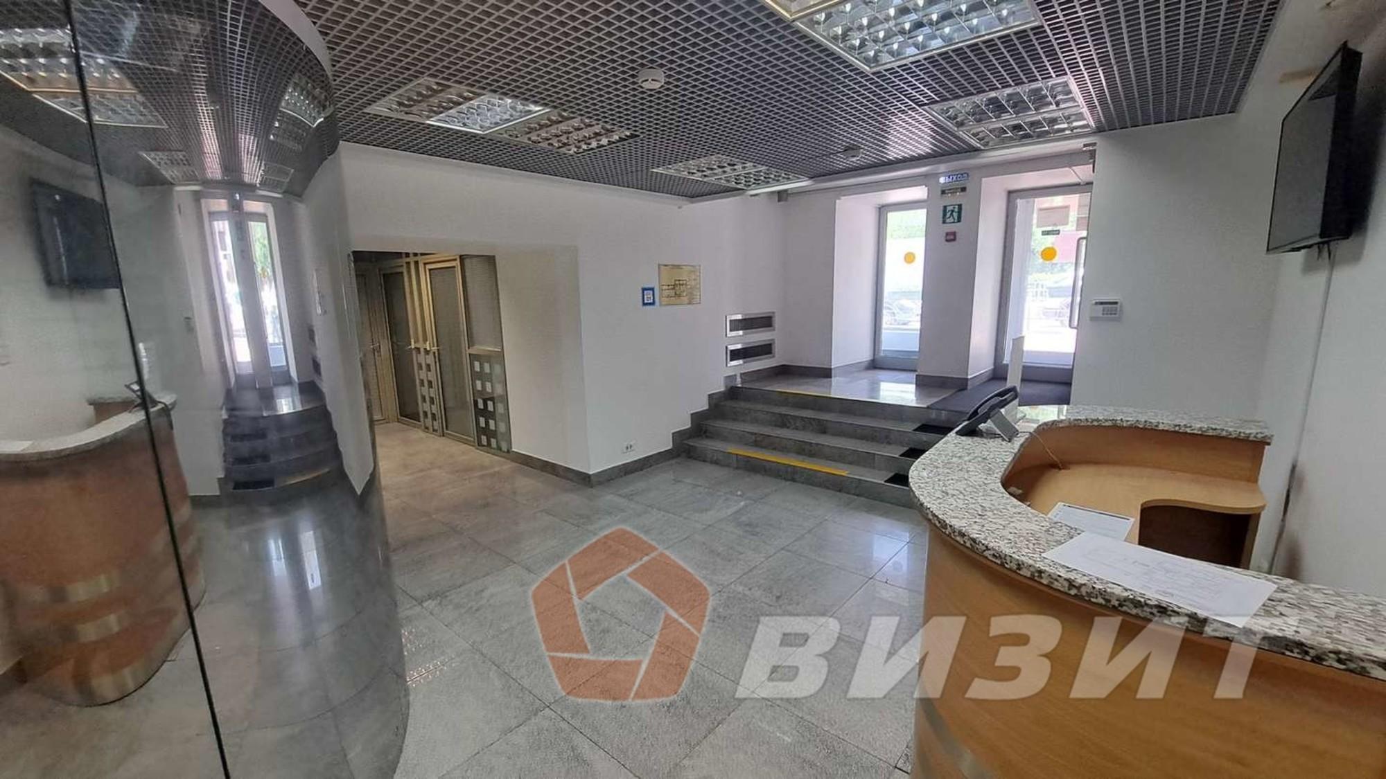 Купить офис, помещение под офис за 100 656 000 рублей на Чапаевская улица, 178
