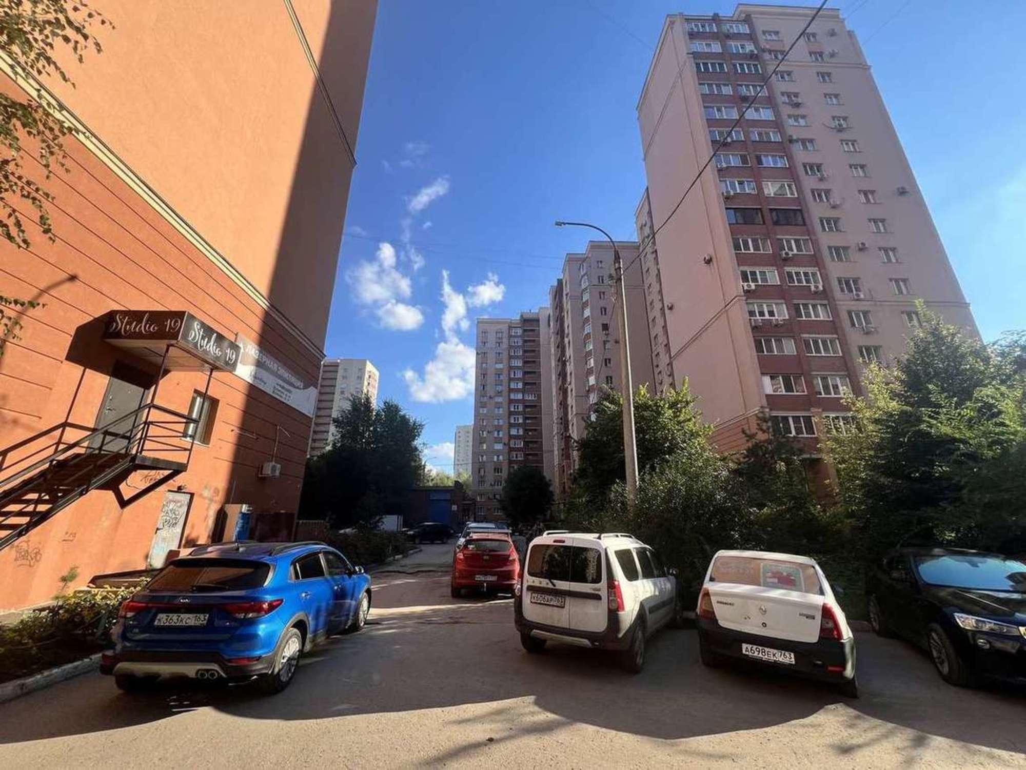 Купить торговое помещение за 7 000 000 рублей на 6-я просека, 151