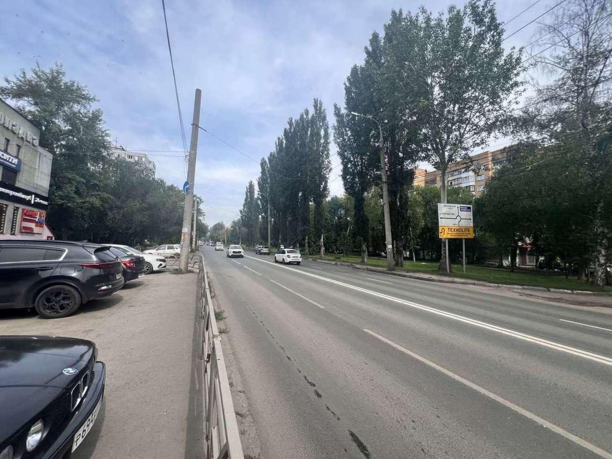 Купить торговое помещение за 10 500 000 рублей на Кирова проспект, 180