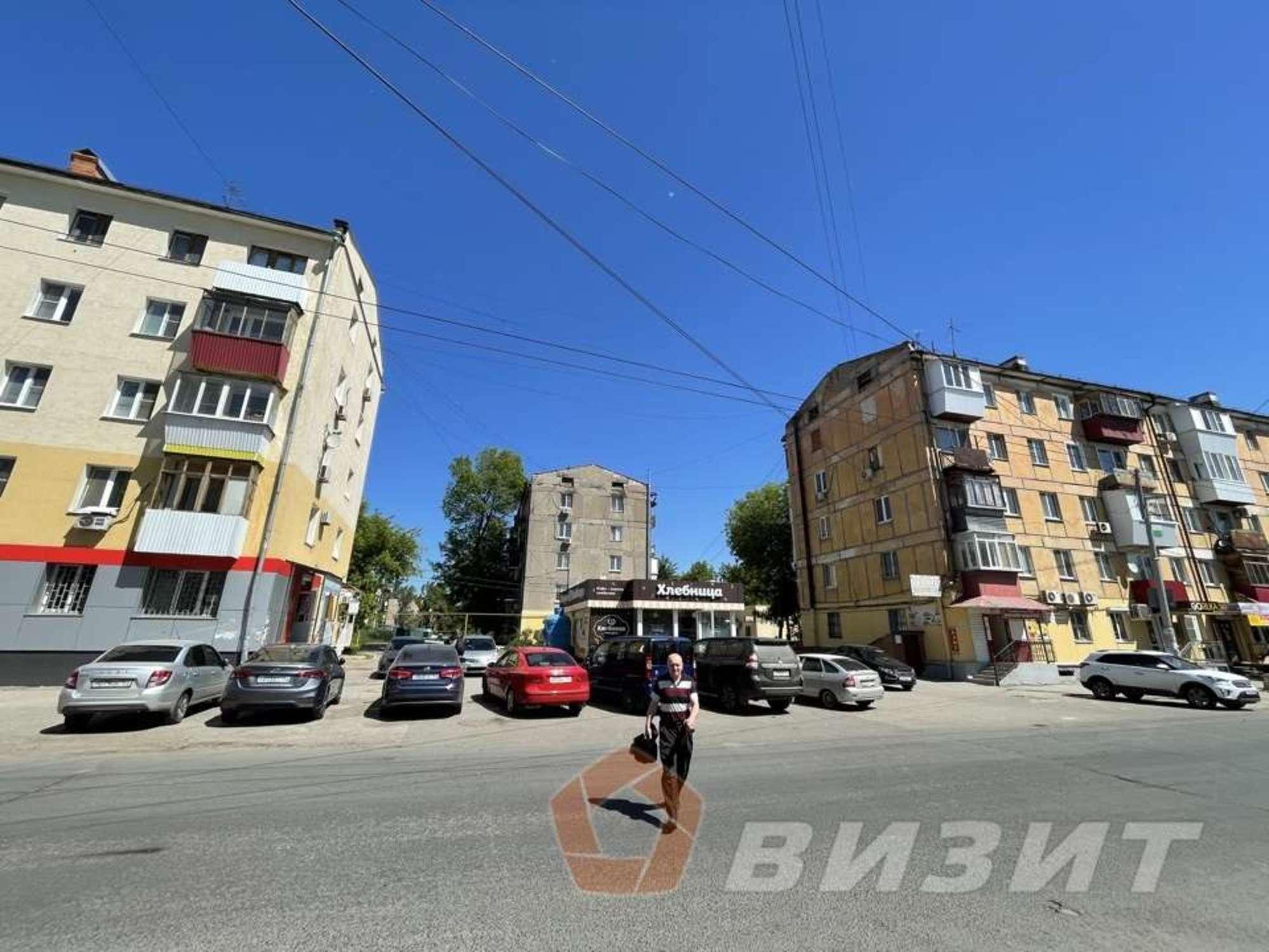 Сдать торговое помещение за 65 000 рублей на Бакинская улица, 40