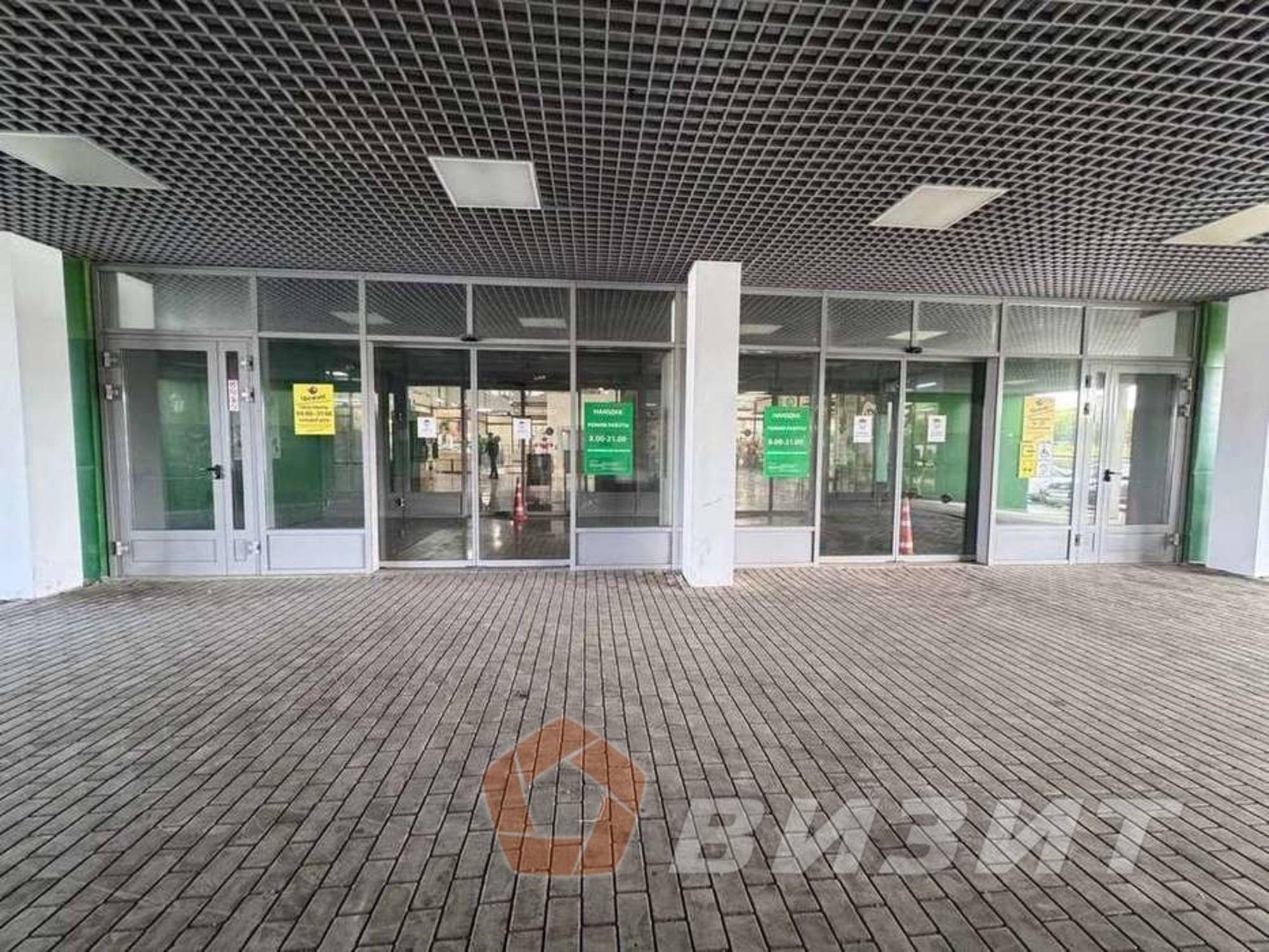 Сдать торговое помещение за 350 000 рублей на Волжское шоссе, 106