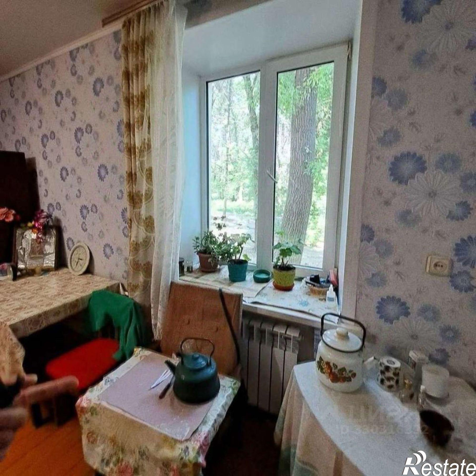 Купить комнату за 1 850 000 рублей на ул Земеца, 20