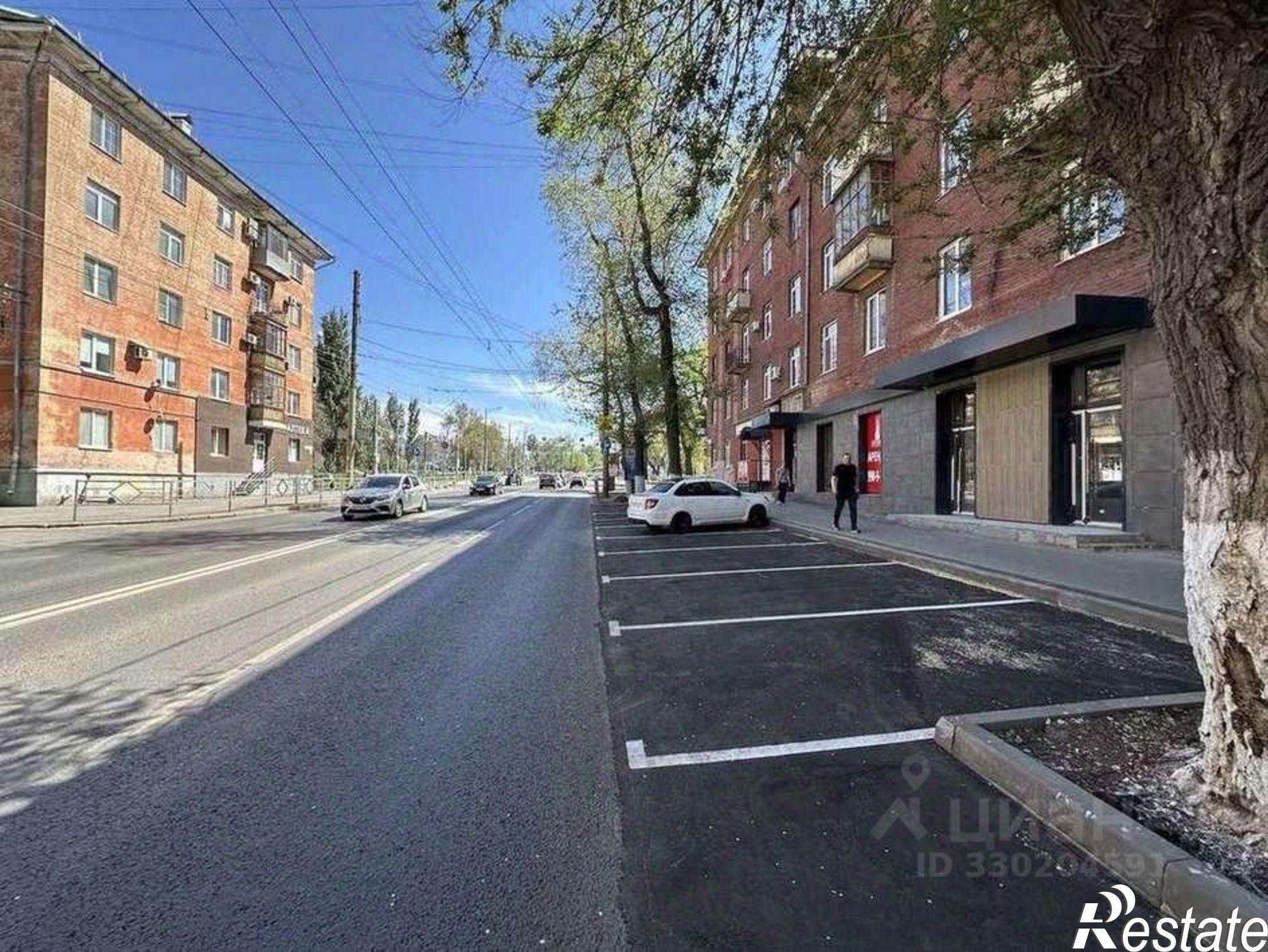 Купить торговое помещение за 19 000 100 рублей на проспект Масленникова, 47