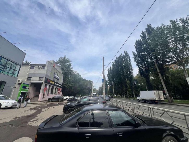 Торговое помещение Кирова проспект, 180