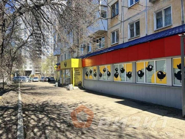 Торговое помещение Советской Армии улица, 167
