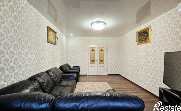 3-комн квартира пр-кт Кирова, 201,  д. 201