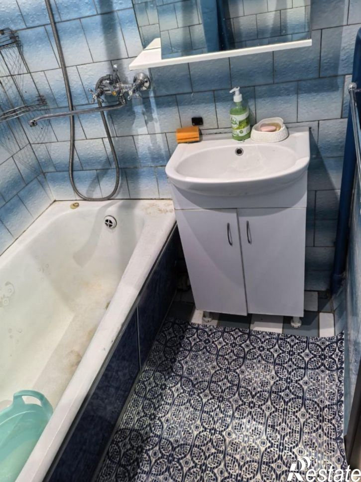2-комн квартира улица Авроры, 122,  д. 122