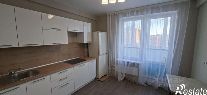1-комн квартира улица Лейтенанта Шмидта, 10,  д. 10