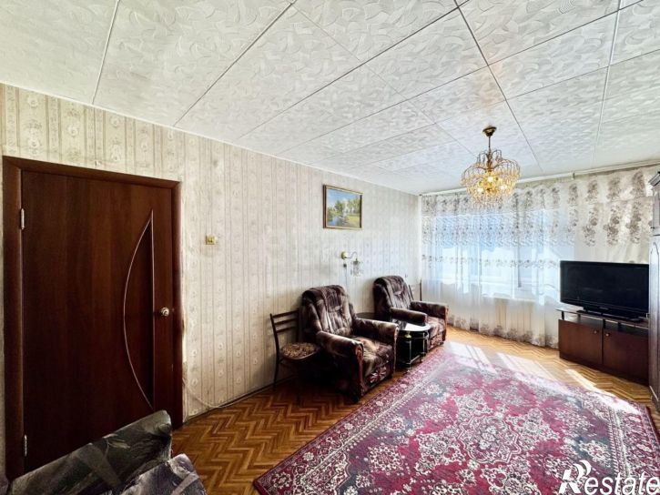 1-комн квартира улица Николая Панова, 28,  д. 28