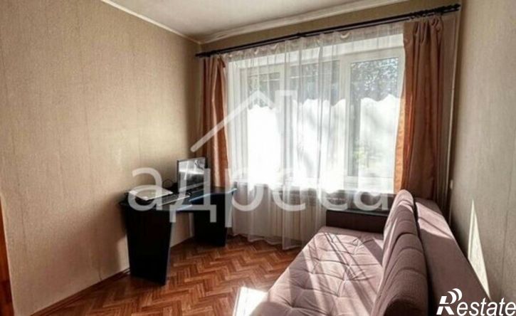 2-комн квартира улица Красных Коммунаров, 46,  д. 46