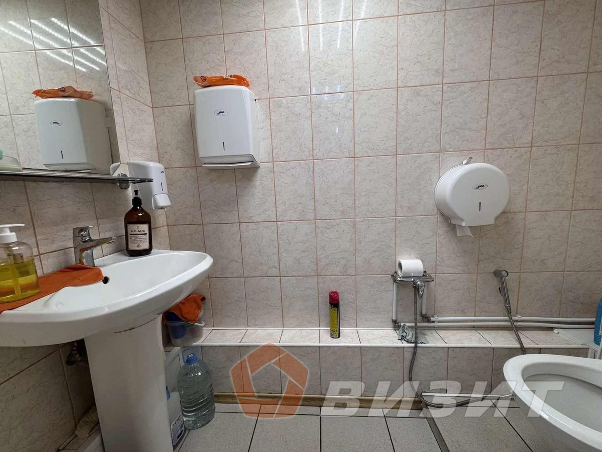 Сдать офис, помещение под офис за 98 400 рублей на Водников улица, 45