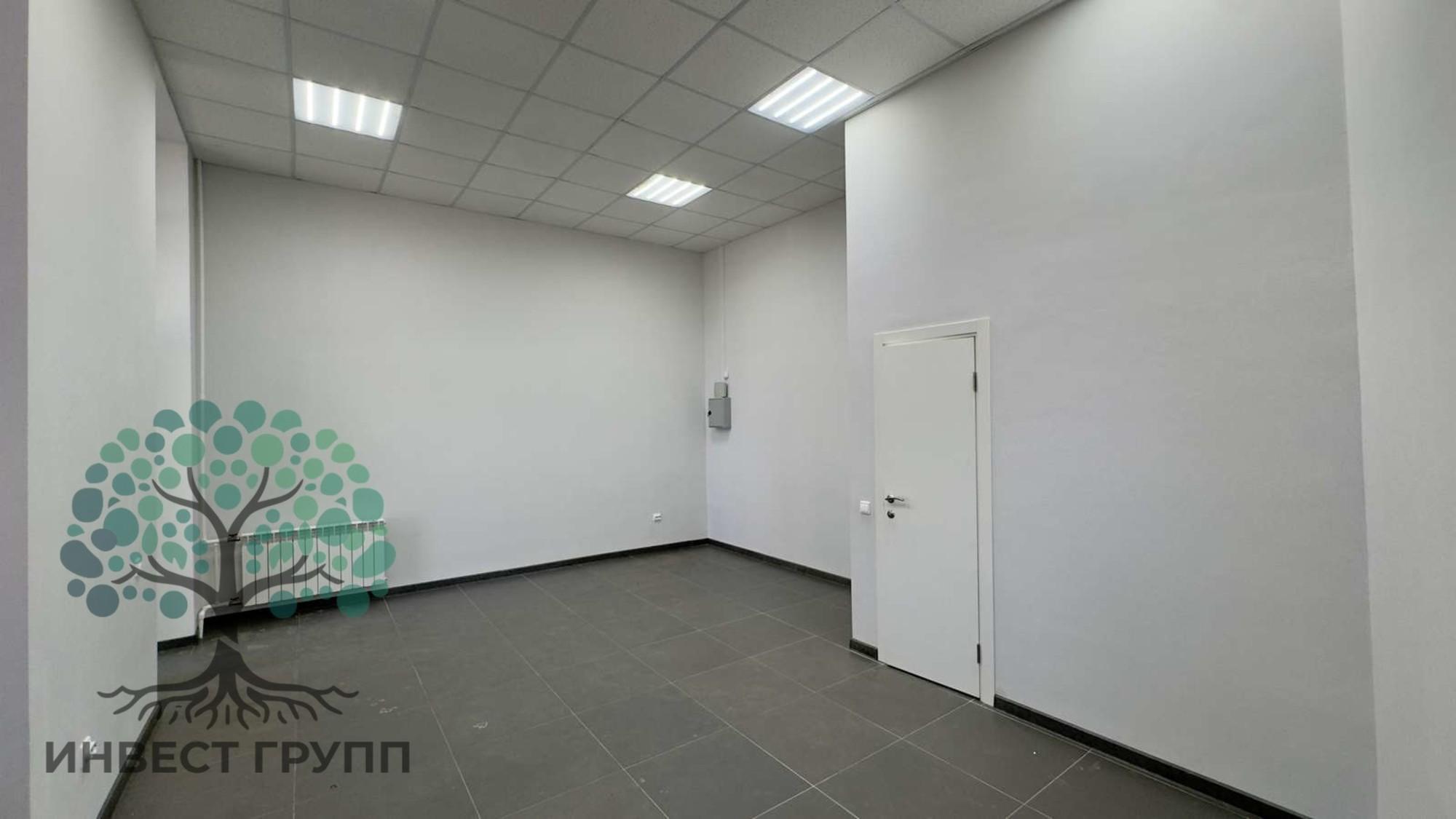 Купить торговое помещение за 4 500 000 рублей на Авроры улица, 68