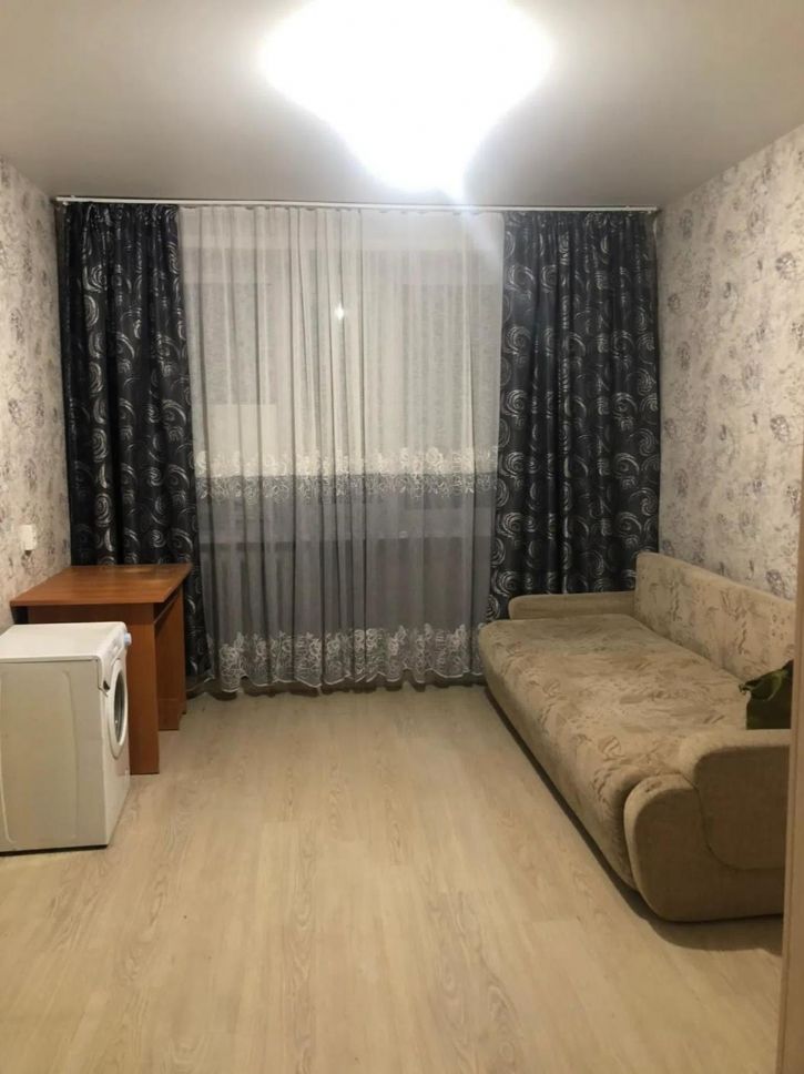 Комната Днепровская улица, 1