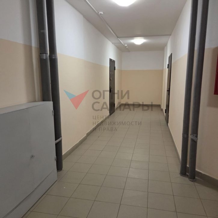 2-комн квартира Петра Алабина улица, 2