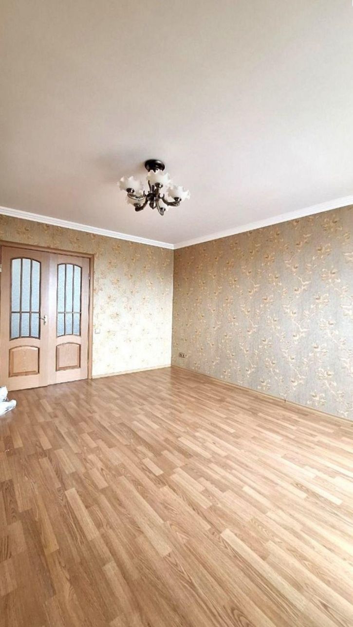 3-комн квартира Мориса Тореза улица, 101а