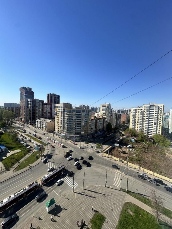 3-комн квартира Ленина проспект, 2Б