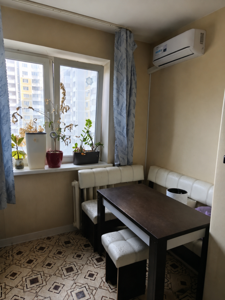 2-комн квартира Александра Матросова улица, 53