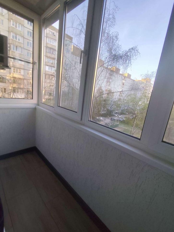 3-комн квартира Георгия Димитрова улица, 93