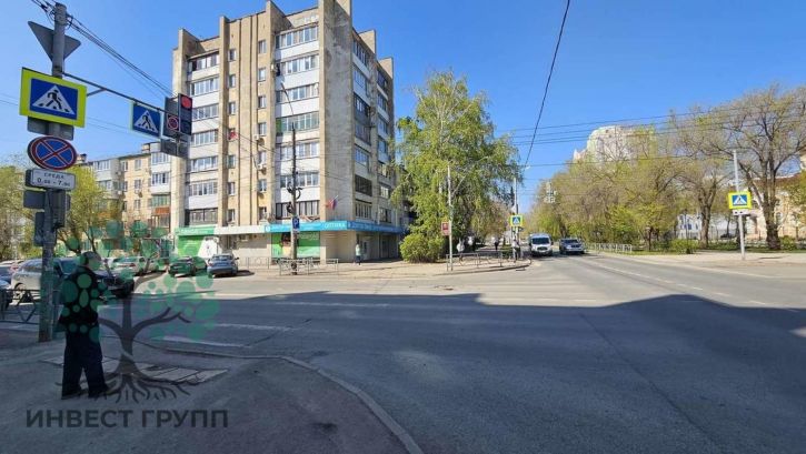Торговое помещение Революционная улица, 137