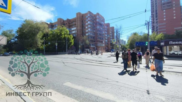 Торговое помещение Полевая улица, 86