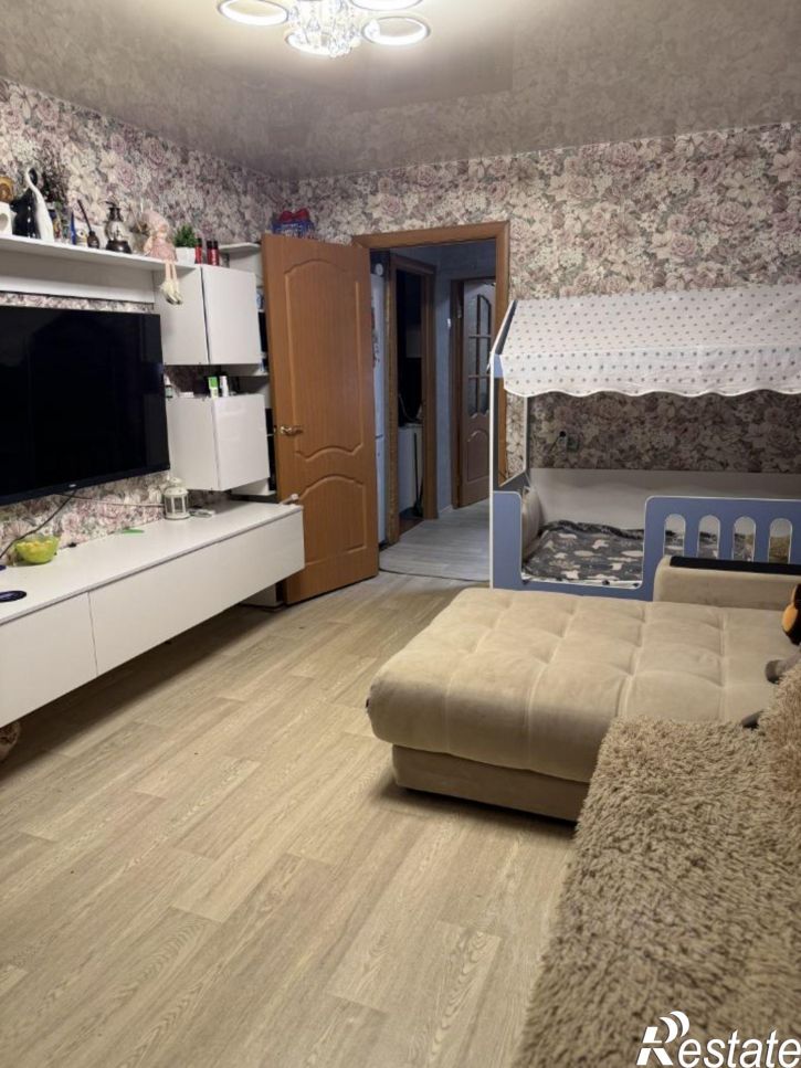 3-комн квартира Флотская улица, 11,  д. 11
