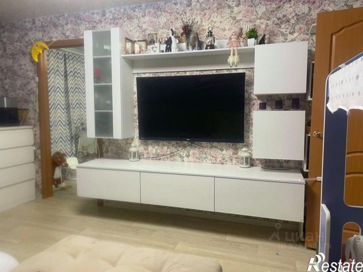 3-комн квартира Флотская улица, 11,  д. 11
