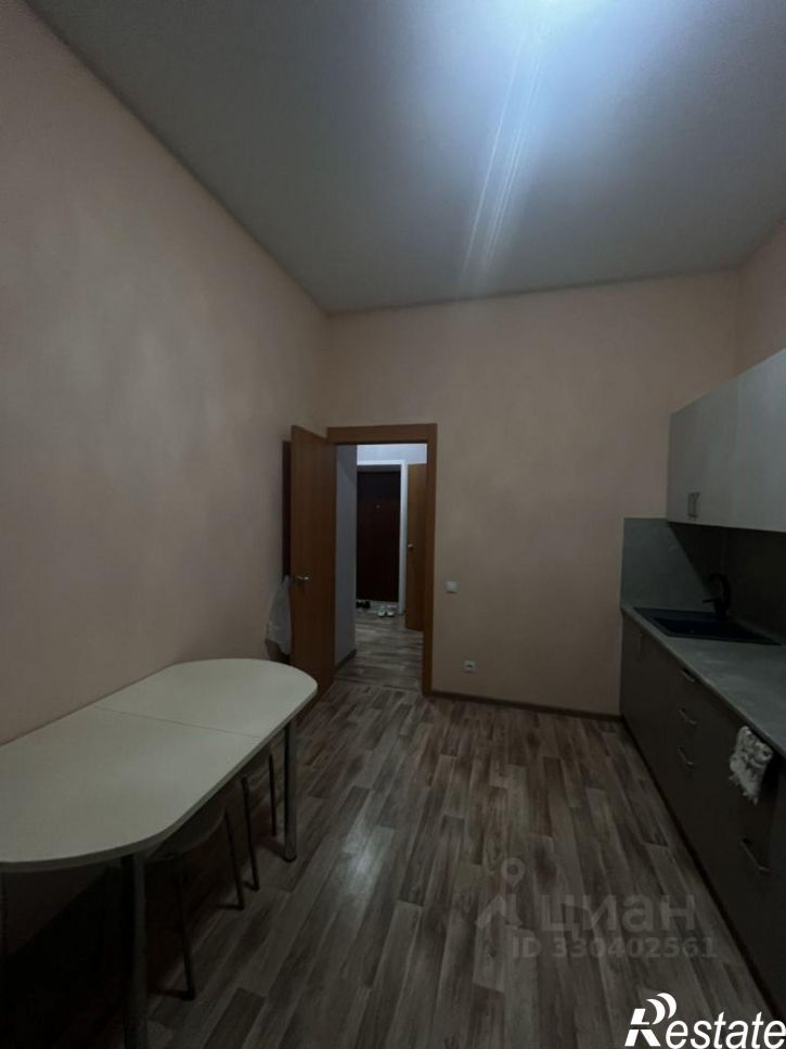 1-комн квартира улица Николая Баженова, 4,  д. 4