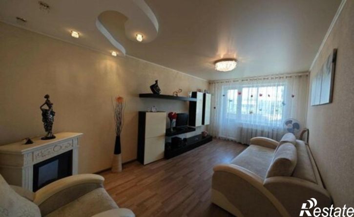 3-комн квартира улица Георгия Димитрова, 35,  д. 35