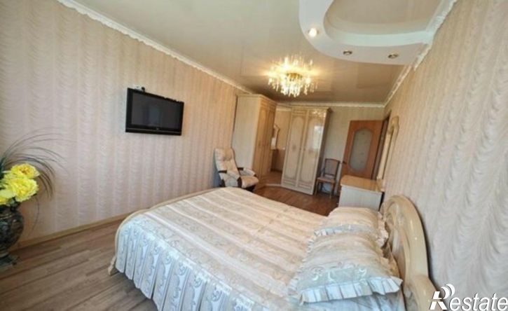 3-комн квартира улица Георгия Димитрова, 35,  д. 35