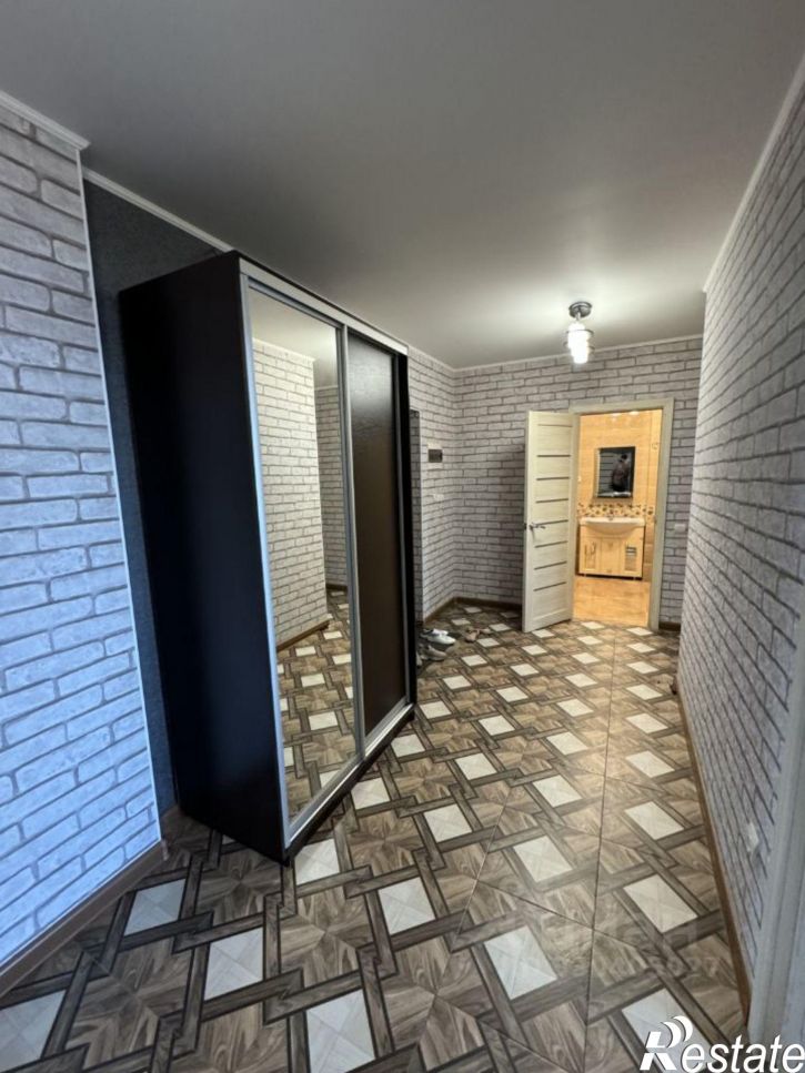 2-комн квартира ул Луначарского, 5,  д. 5