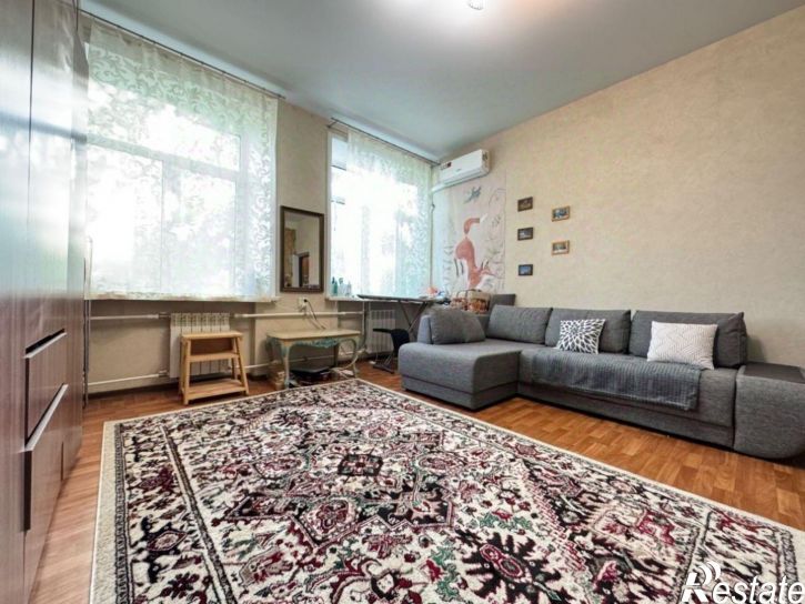 3-комн квартира ул Николая Панова, 4,  д. 4