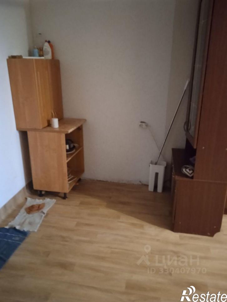 Комната 10-й кв-л, 21,  д. 21