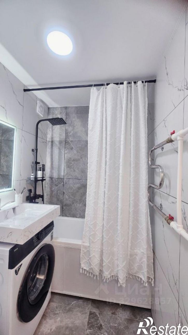 2-комн квартира Среднесадовая улица, 34А,  д. 34А