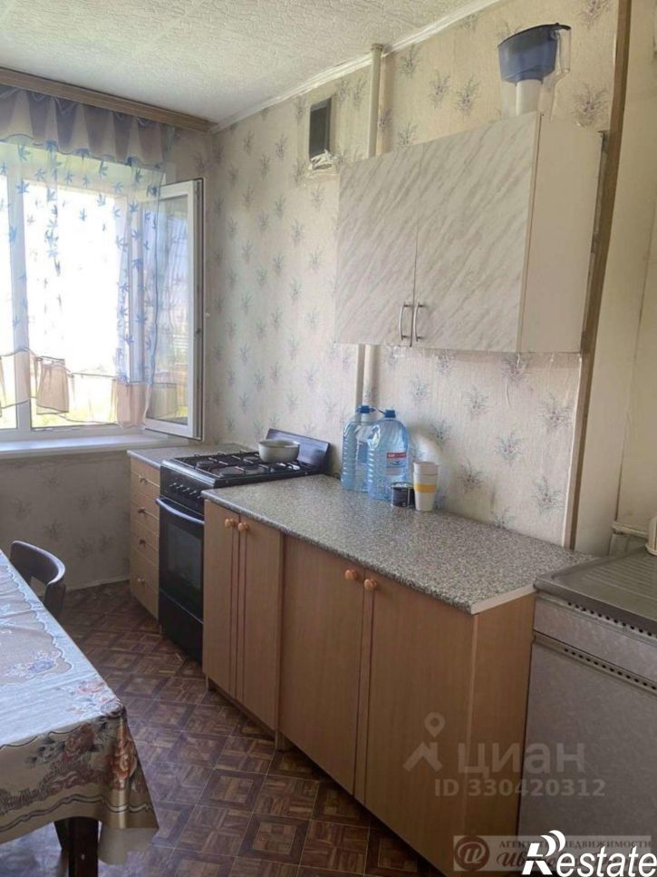 2-комн квартира проспект Кирова, 395,  д. 395