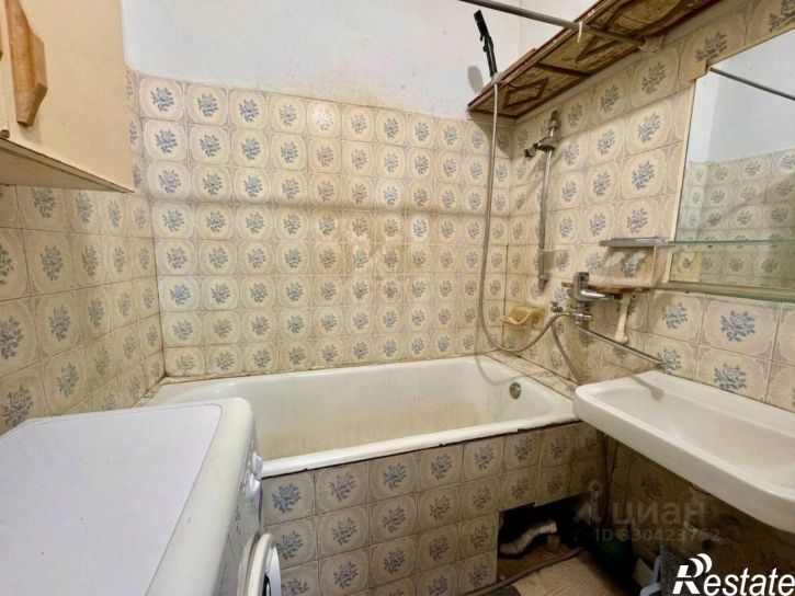 4-комн квартира улица Железной Дивизии, 11,  д. 11