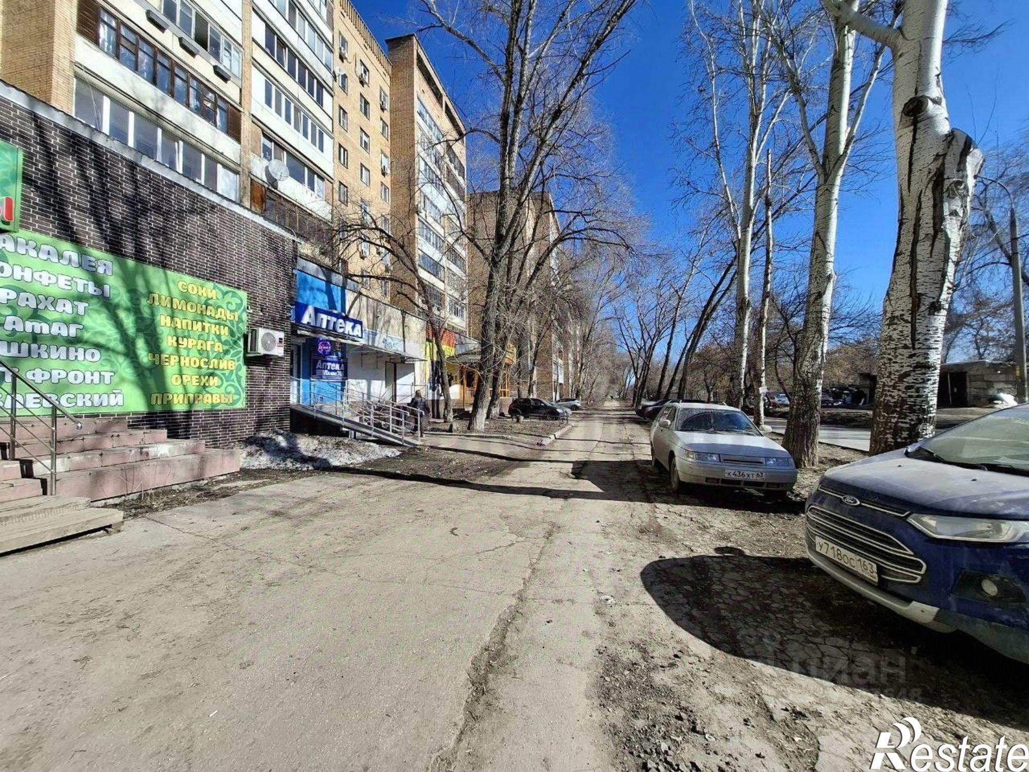Купить торговое помещение за 11 928 700 рублей на проспект Карла Маркса, 318