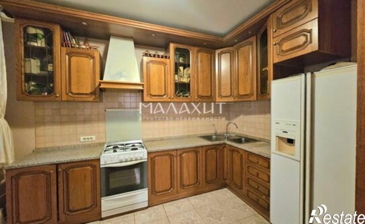 5-комн квартира Студенческий переулок, 2А,  д. 2А