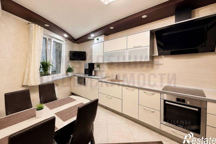 2-комн квартира ул Революционная, 4,  д. 4