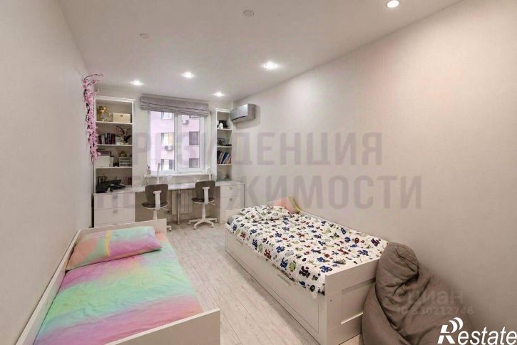 2-комн квартира ул Революционная, 4,  д. 4