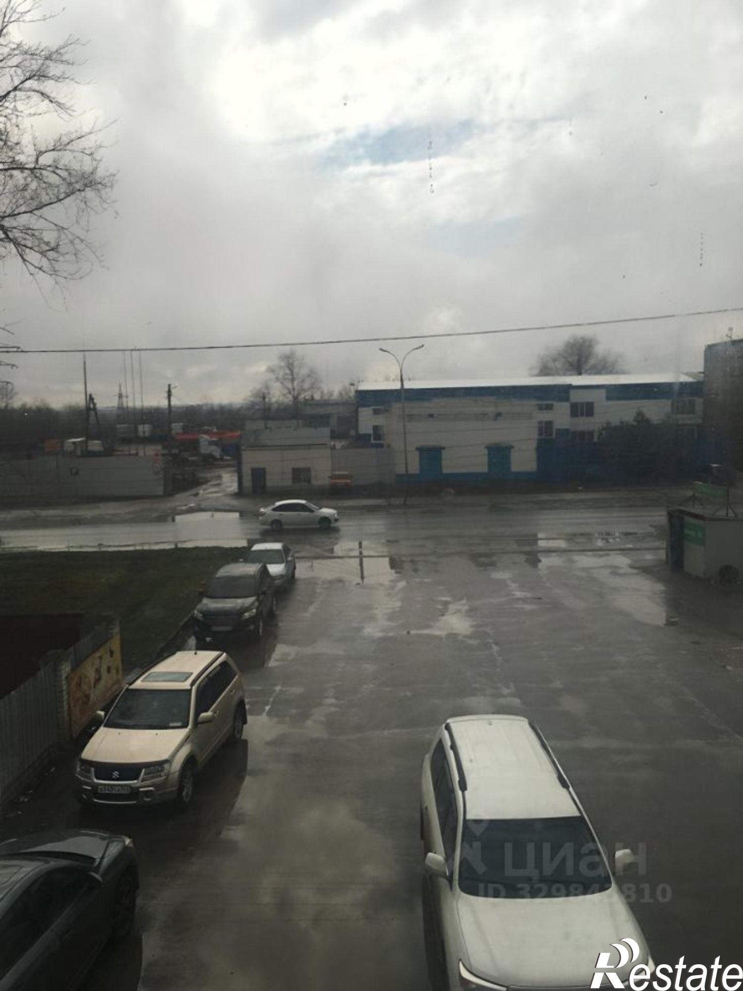 Сдать торговое помещение за 300 000 рублей на Уральская улица