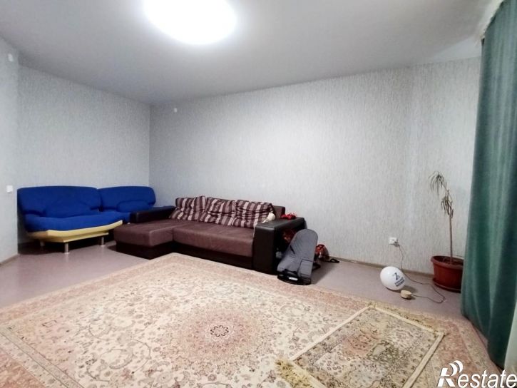 3-комн квартира ул Осетинская, 16,  д. 16
