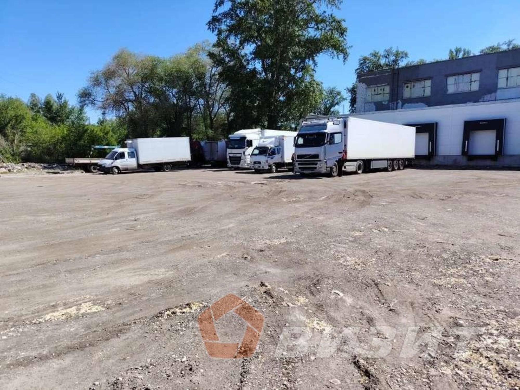 Сдать складское помещение за 1 000 000 рублей на Заводская улица, 3