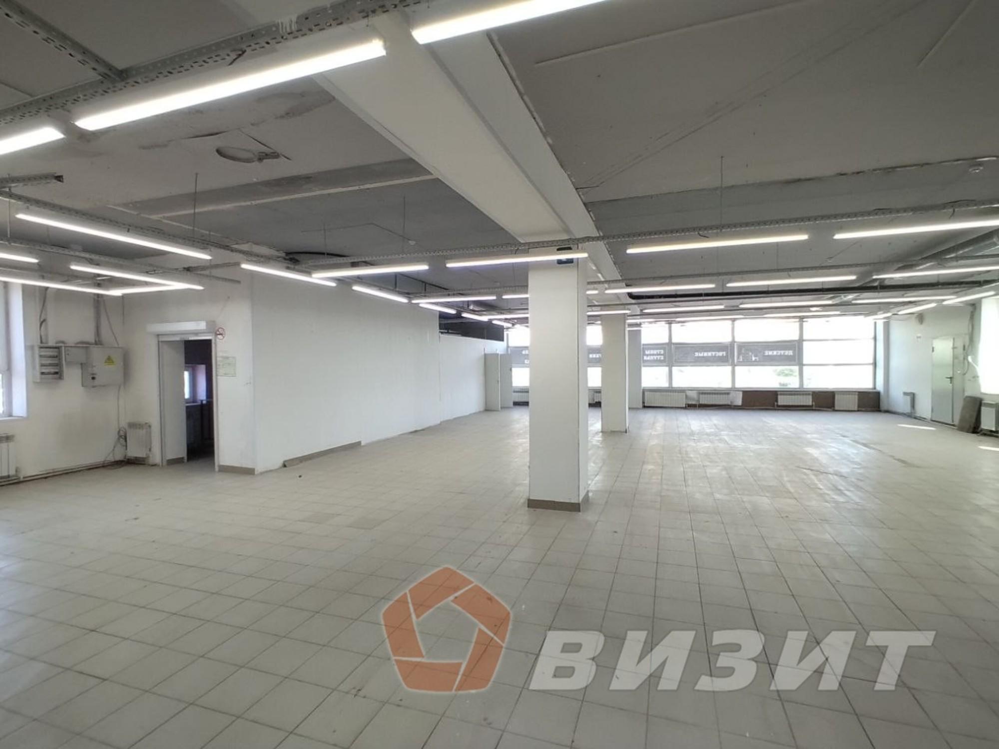 Сдать торговое помещение за 129 200 рублей на Авроры улица, 40