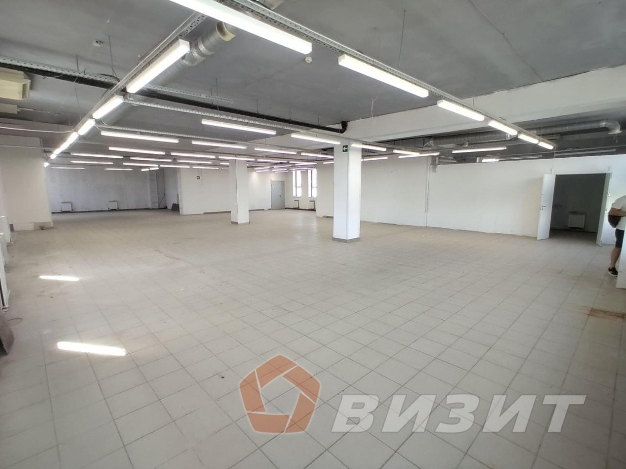 Сдать торговое помещение за 129 200 рублей на Авроры улица, 40