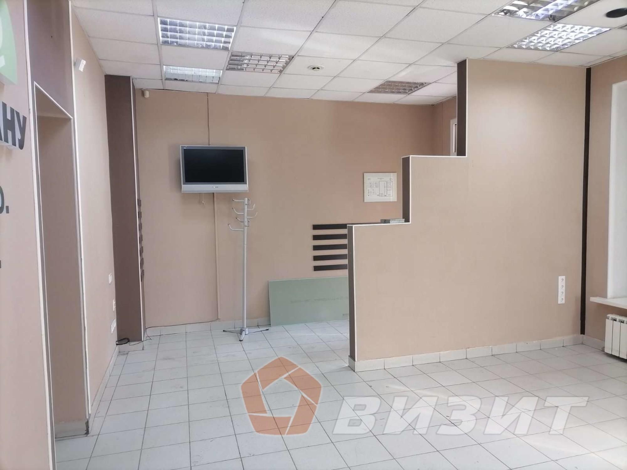 Сдать торговое помещение за 60 000 рублей на Победы улица, 96