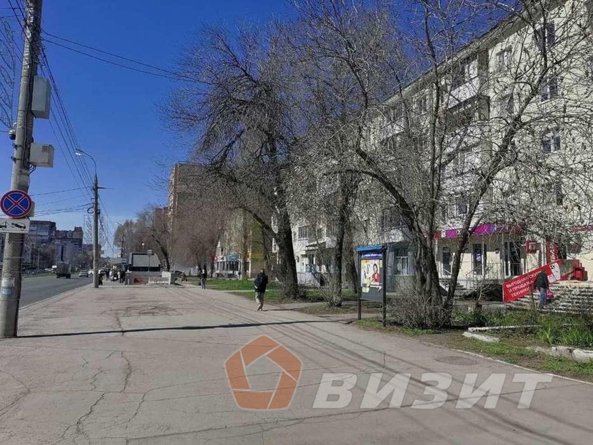 Сдать торговое помещение за 75 000 рублей на Гагарина улица, 32