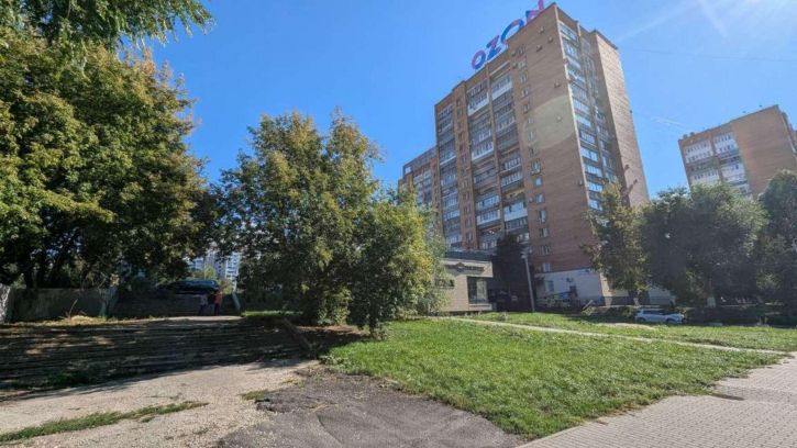 Торговое помещение Ново-Садовая улица, 31а